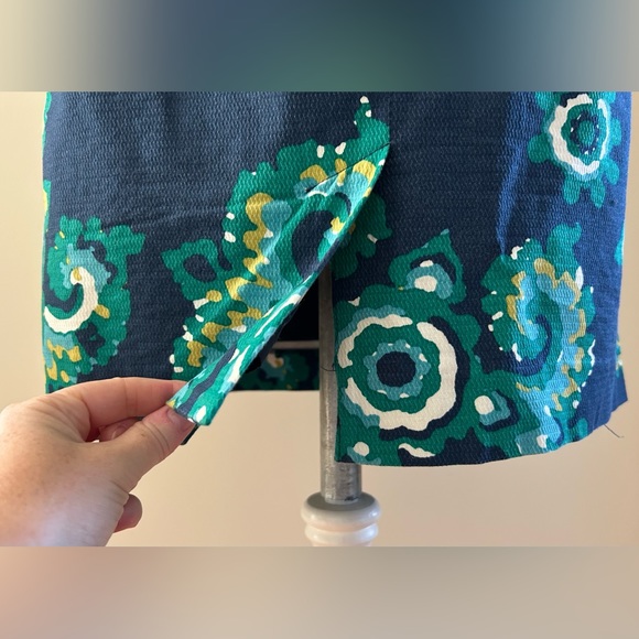 CUTE Navy Print Skirt - Picture 5 of 5